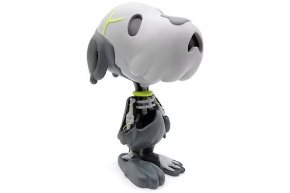 Cote Escriva Creepy Snoop Vinyl Figure
