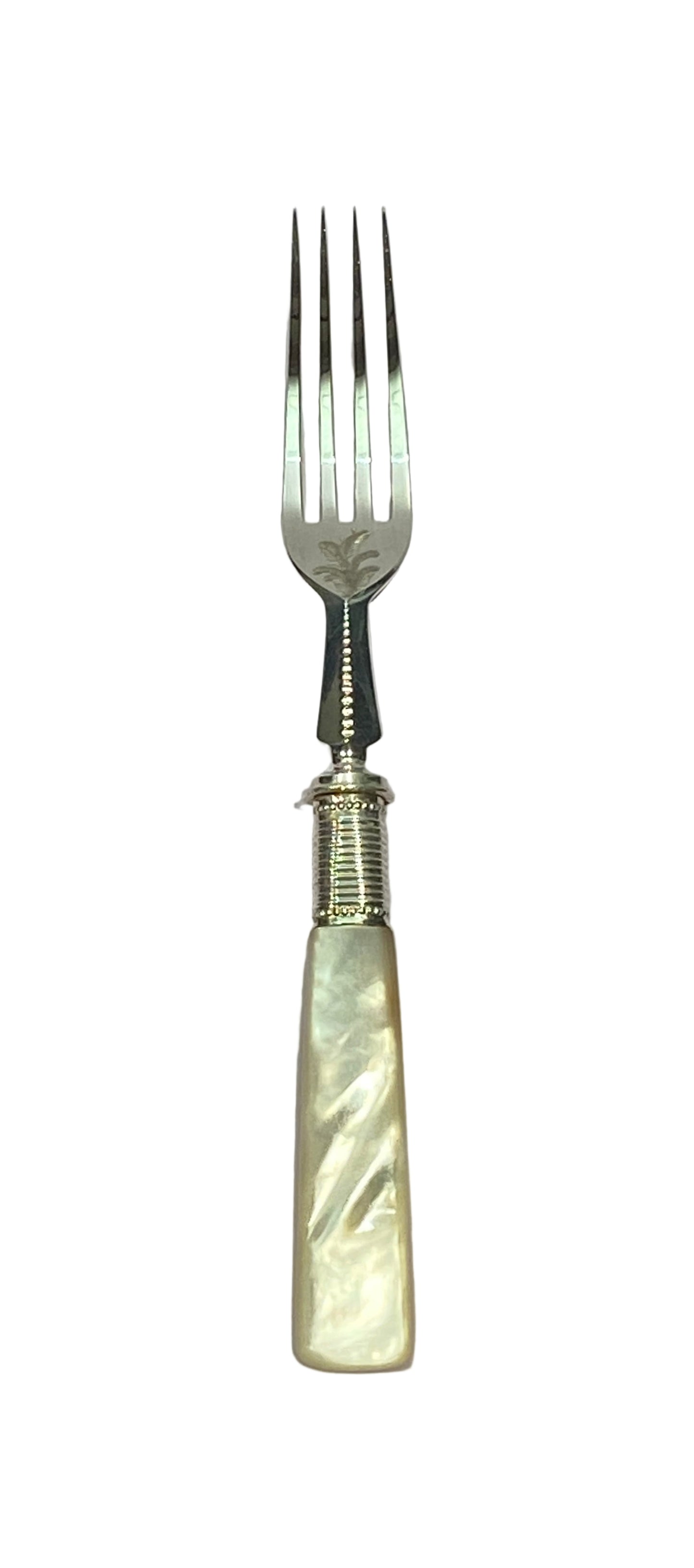 VINTAGE CANTEEN OF 24 SILVER PLATED AND MOTHER OF PEARL DESSERT KNIVES AND FORKS (MOP-60X)