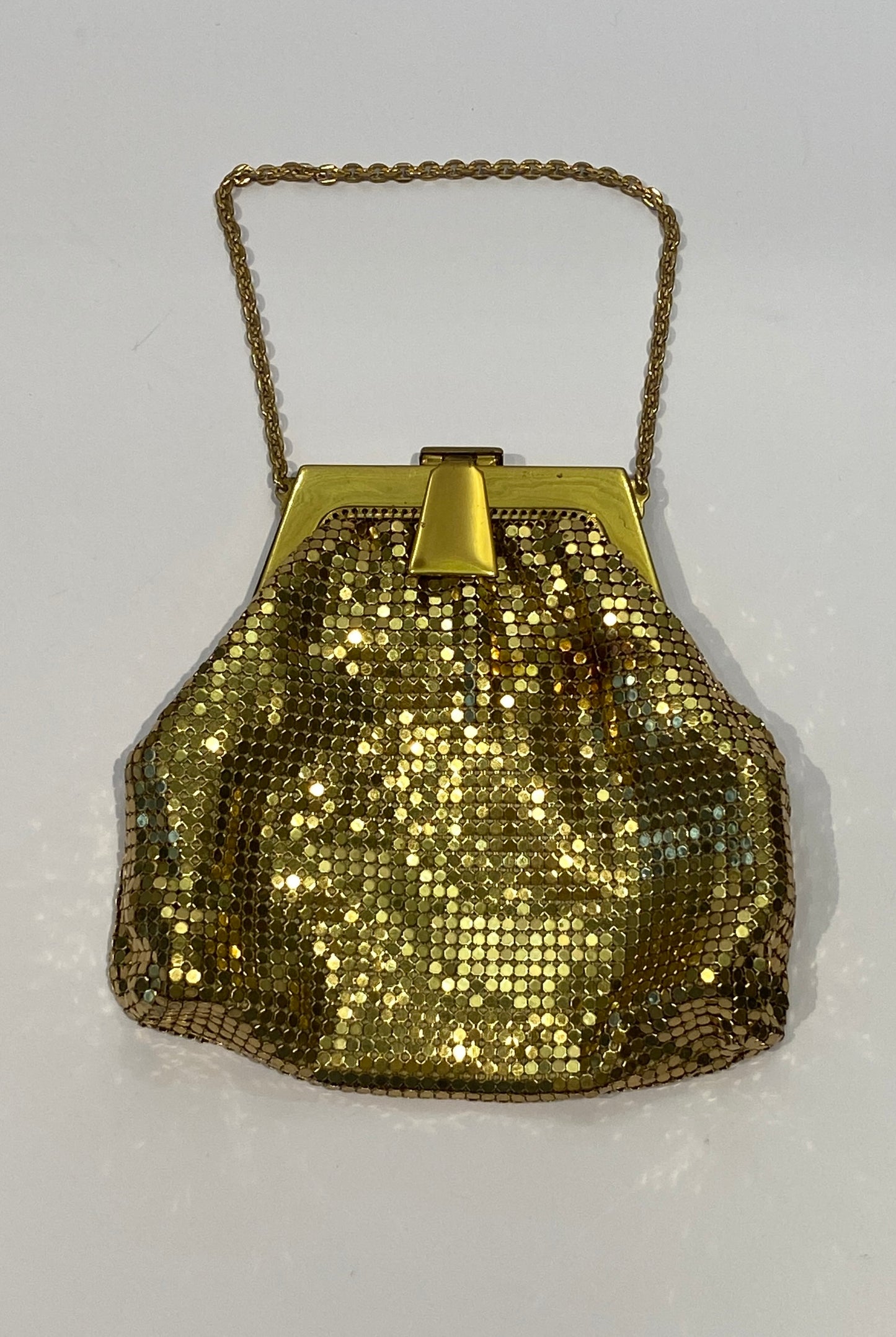 Vintage Whiting & Davis Gold Mesh Chain Carry Coin Clutch Purse Evening Bag with Original Box